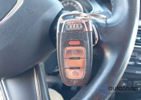 2014 Audi A4 2.0T Premium z USA, uszkodzony, nr VIN WAUBFAFL8EN026609